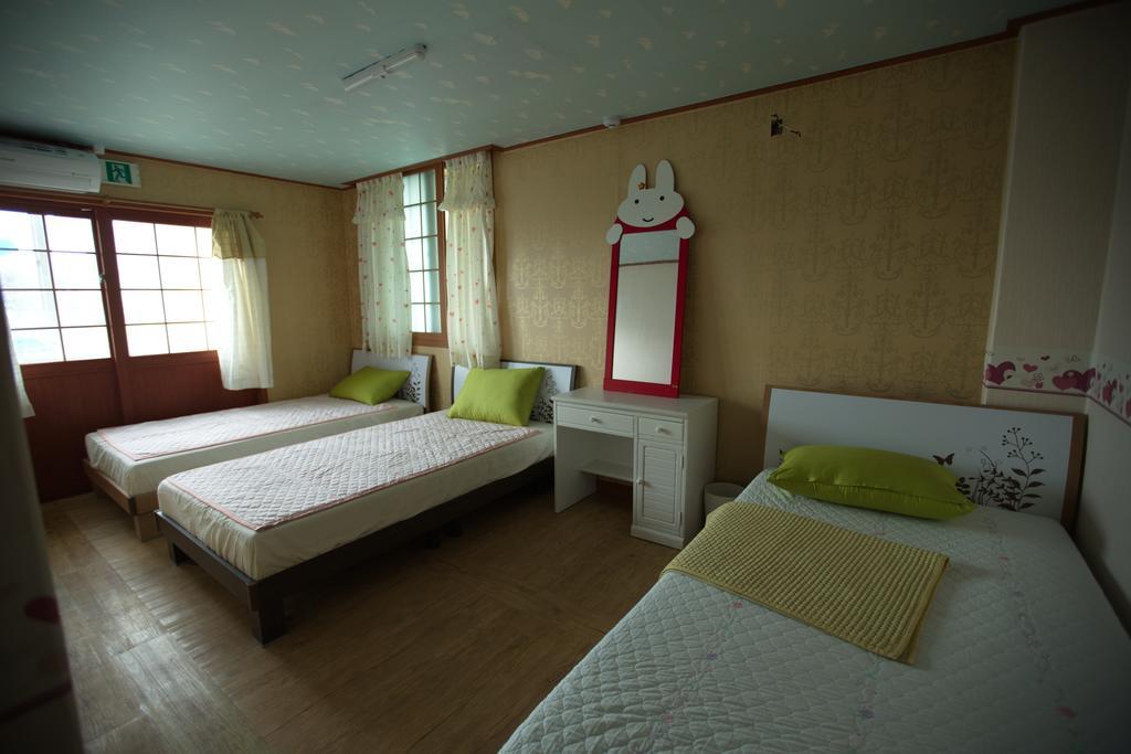 Gdygla Guesthouse Jeju Oda fotoğraf